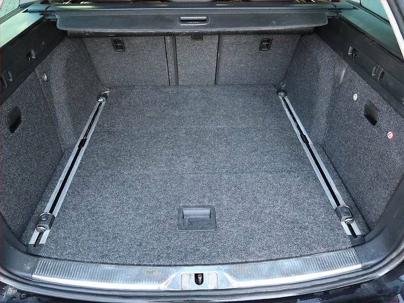 Škoda Superb (2013) Elegance 2.0 TDI, Automat - fotka 14 z 19
