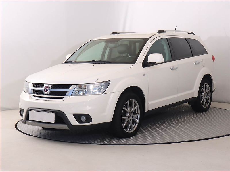 Fiat Freemont (2015) 2.0 MultiJet, 4X4, Automat - fotka 2 z 20