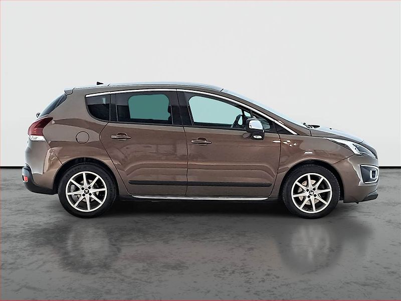 Peugeot 3008 (2014) 2.0 HDi, Navi, Park. senzory - fotka 6 z 21