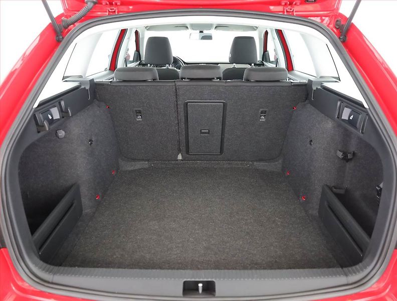 Škoda Octavia (2020) Ambition Plus 1.6 TDI, ČR - fotka 15 z 16