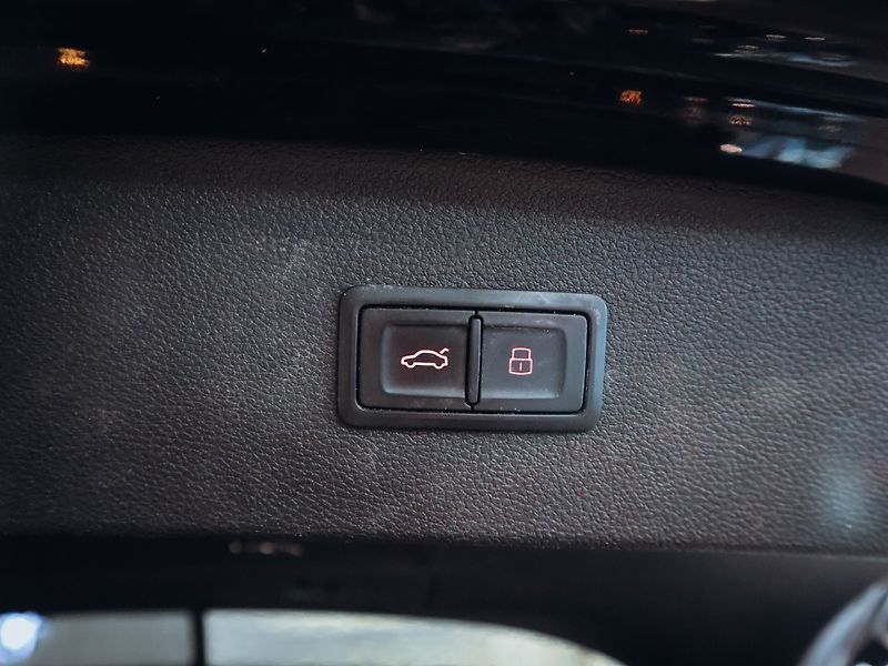 Audi A7 3.0TDI 200kW S-line ACC Vzduch - fotka 7 z 29