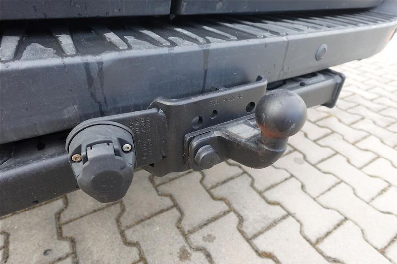 Ford Transit 2,0 TDCI  L3H2 8MÍST BUS KLIMA - fotka 14 z 48