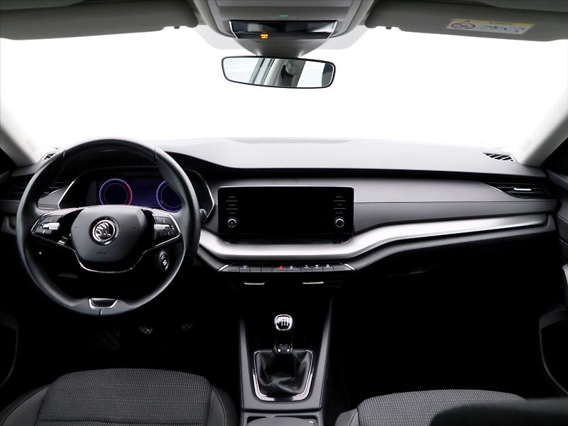 Škoda Octavia 2.0 TDI 85kW CZ Ambition 2.maj - fotka 27 z 35