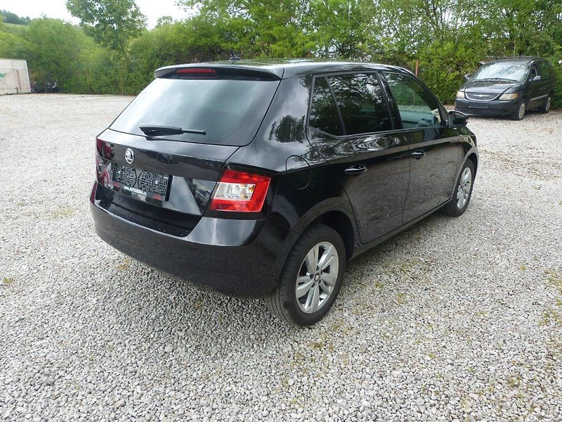 Škoda Fabia 1.2 TSI - fotka 6 z 17
