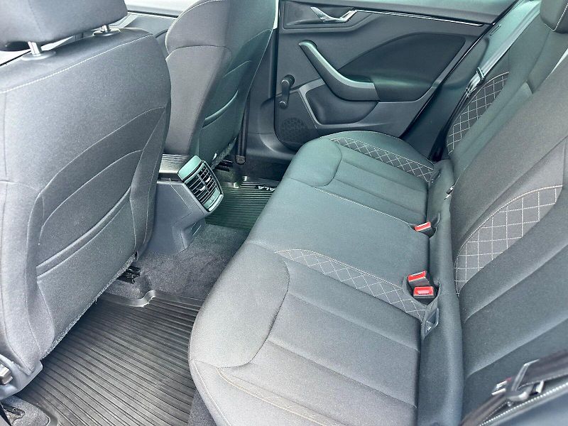 Škoda Scala (2023) 1.0 TSI 81kW Ambition - fotka 20 z 23