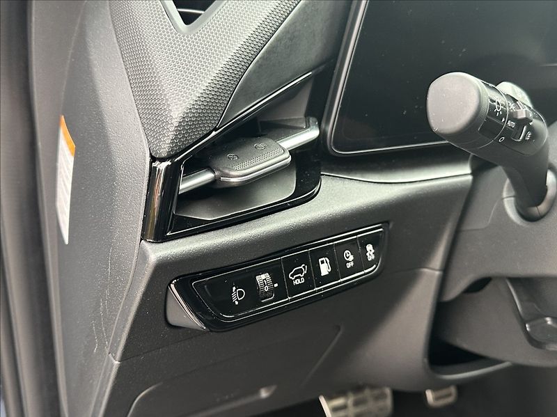 Kia Niro 1,6 GDI PHEV 184PS  Spirit A/T - fotka 28 z 54