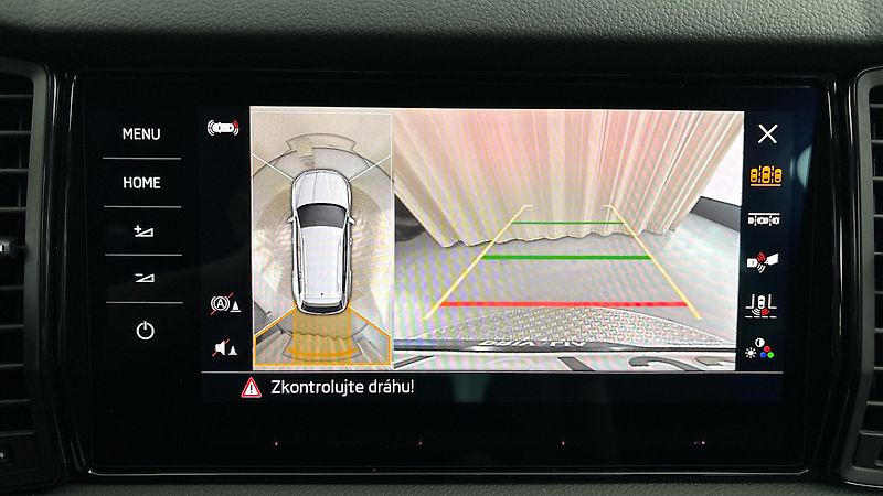Škoda Kodiaq 2.0 TDI DSG 4x4 Sportline - fotka 12 z 31