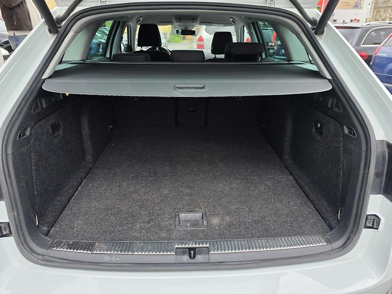 Škoda Superb 2.0 TDI DSG Led Kei TZ Canton  - fotka 5 z 24