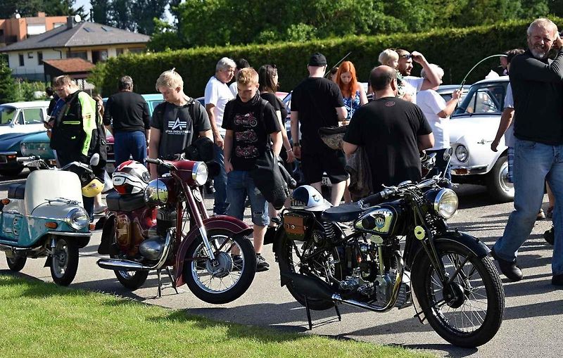 Již 18. ročník Veterán Rallye z lázní do lázní s podtitulem na pohodu, odstartovala v neděli ráno ze Skalky. 13.8. 2023