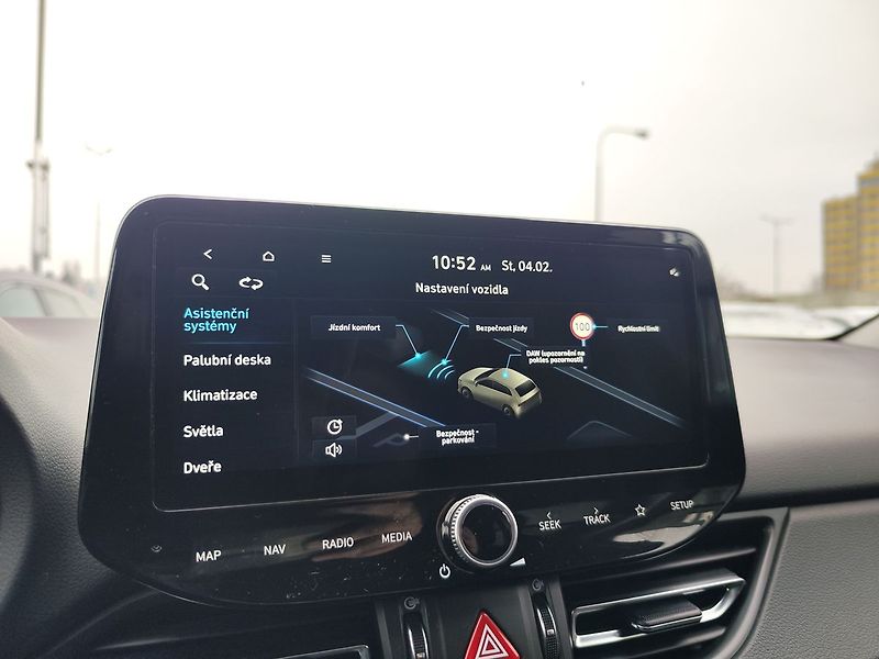 Hyundai i30 1.5 T-GDI/103kW Style DCT - fotka 16 z 33