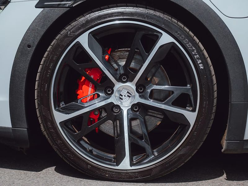 Porsche Taycan 4S Cross Turismo Pano BOSE 360 - fotka 10 z 25