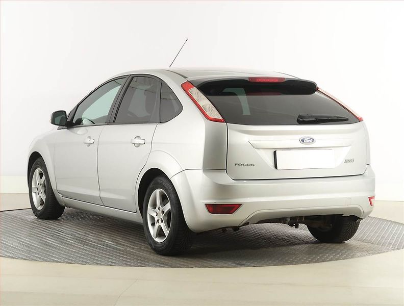 Ford Focus (2009) 1.6 16V, Serv.kniha, nová STK - fotka 4 z 16