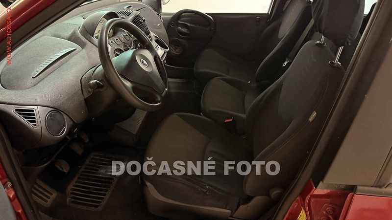 Fiat Multipla (2006) 1.9 JTD / MultiJet, ČR - fotka 3 z 3