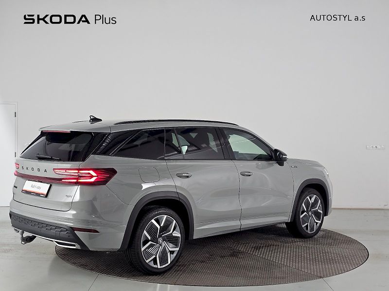 Škoda Kodiaq (2025) 2.0TDi 4X4 DSG 142kW SPORTLINE - fotka 2 z 29