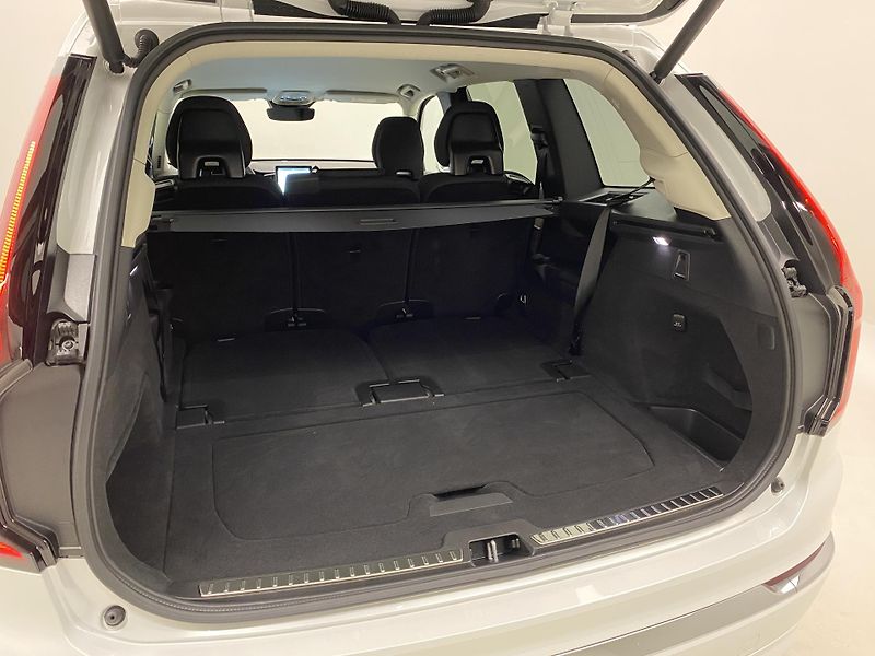 Volvo XC90 B5 AWD BRIGHT PLUS AUT CZ 7m - fotka 6 z 56