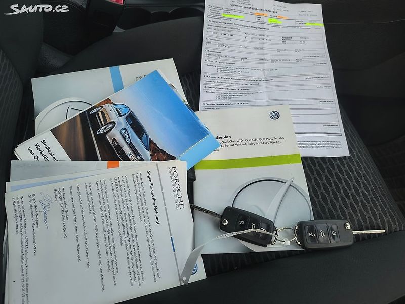 Volkswagen Golf TDI 66KW,PĚKNÝ,SERVISKA,1MAJ57 - fotka 11 z 23