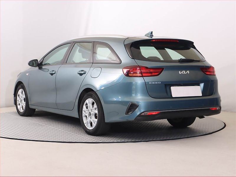 Kia Ceed (2023) Spin 1.0 T-GDI, SPIN, DPH - fotka 4 z 18