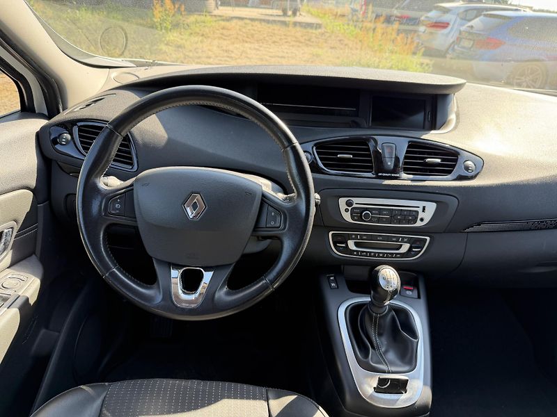 Renault Scénic 1.2 TCe - fotka 13 z 22