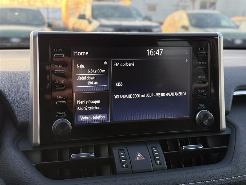 Toyota RAV4 2,0 Style 4WD CVT DPH 129kW - fotka 25 z 29