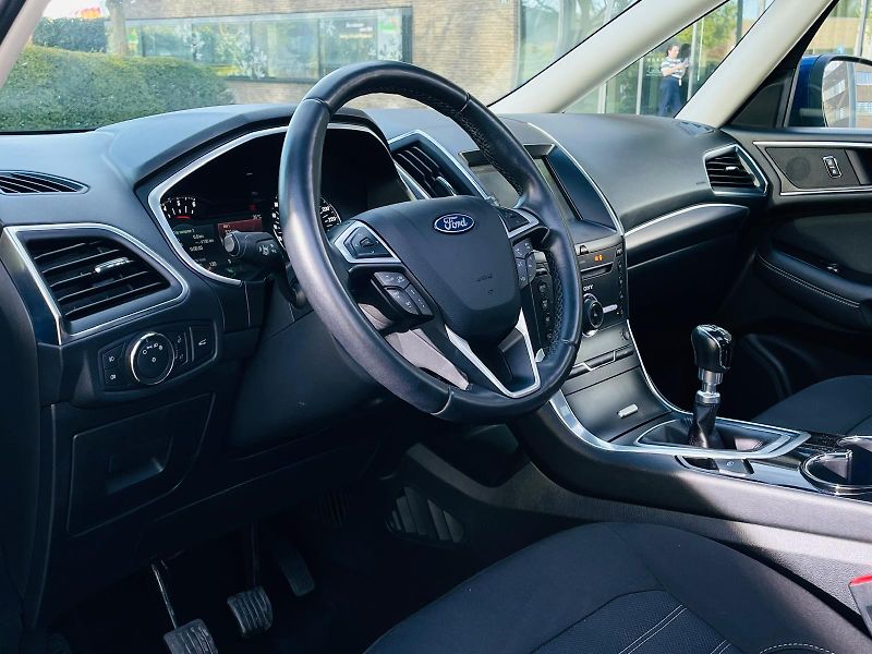 Ford Galaxy 2.0TDCi MANUÁL 7MÍST 1.MAJITEL - fotka 28 z 55