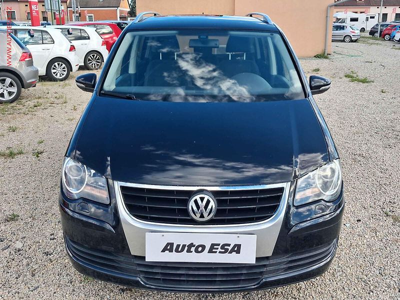 Volkswagen Touran (2009) 1.4 TSi, Navi, AC - fotka 2 z 18