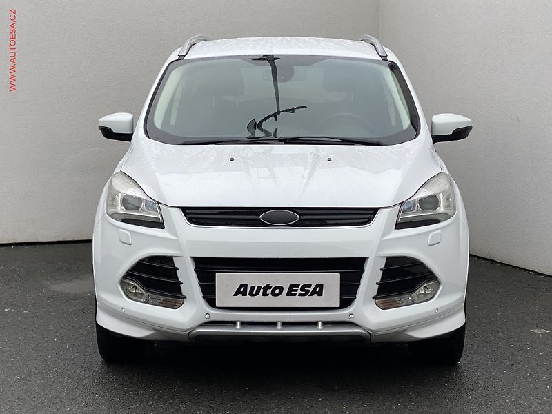 Ford Kuga (2015) 2.0 TDCi 4X4, Individual - fotka 2 z 17