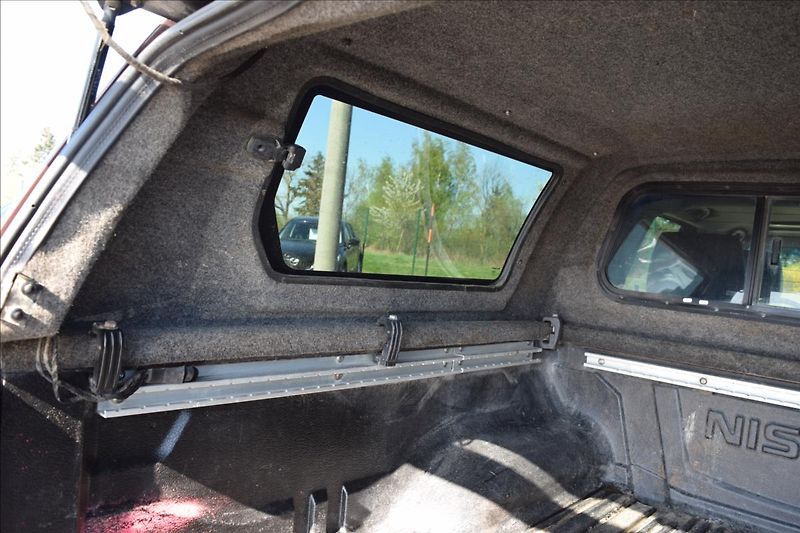 Nissan Navara 3,0 dCi V6 170KW TAŽNÉ 4X4 ALU - fotka 27 z 55