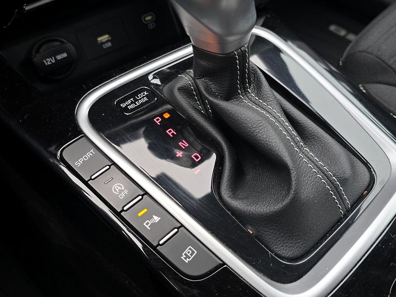 Kia Ceed (2023) GT Line 1.5 T-GDi 118kW A/T, 1 - fotka 28 z 28