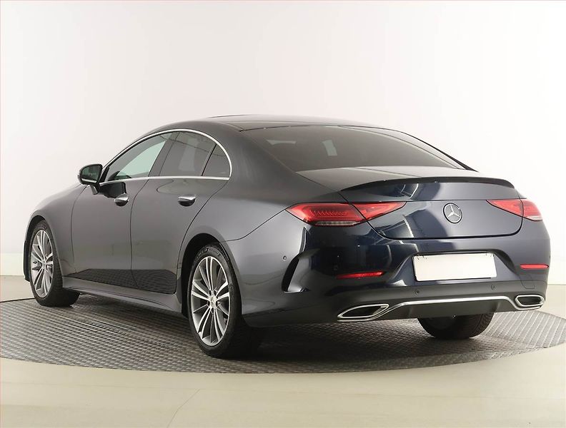 Mercedes-Benz CLS (2019) 350 d 4MATIC - fotka 4 z 32
