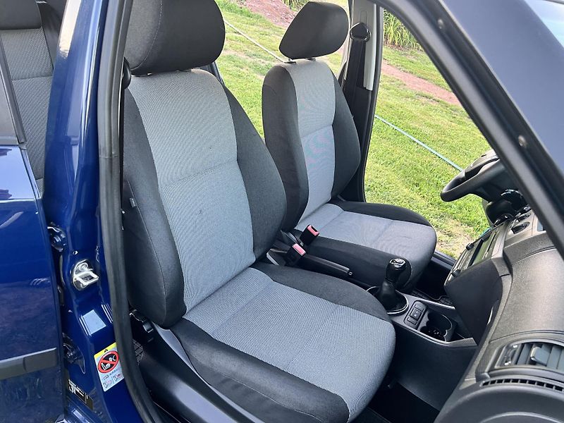 Škoda Fabia 1.4 63KW,46TKM,KLIMA,ALU - fotka 23 z 47
