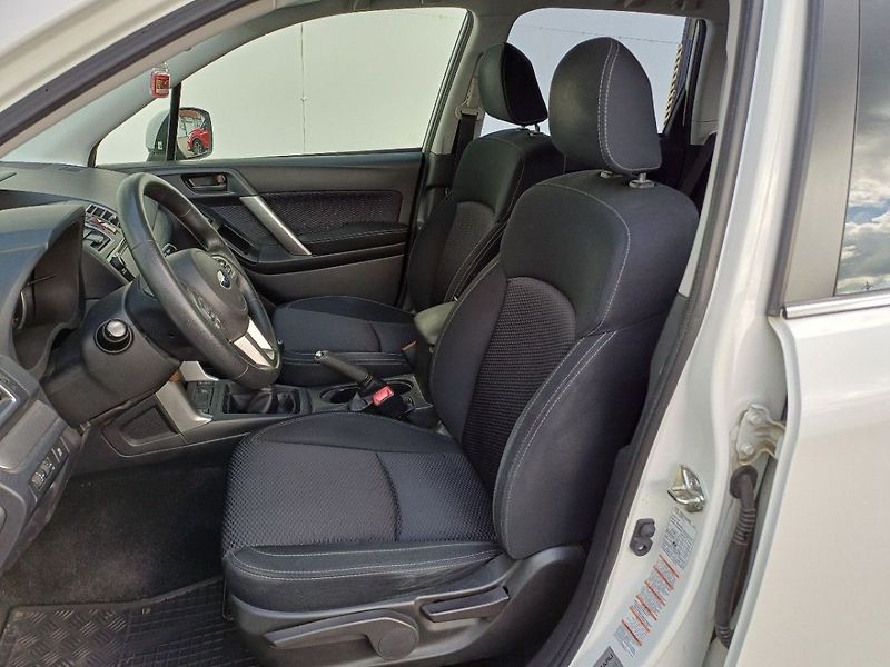 Subaru Forester Active 2,0i 110 kW 6MT 1. maji - fotka 8 z 25