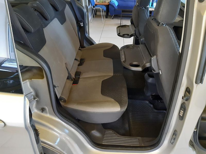 Ford Tourneo Courier 1.0 i DIGIKLIMA  - fotka 18 z 24