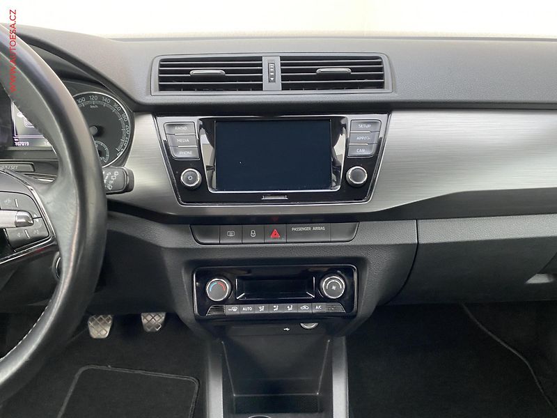 Škoda Fabia (2020) 1.0 TSi, ČR, Style, LED - fotka 12 z 16