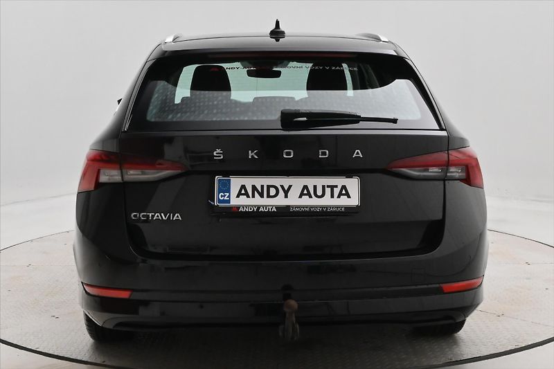 Škoda Octavia 2,0 TDI 110kW DSG Style Záruka - fotka 6 z 33