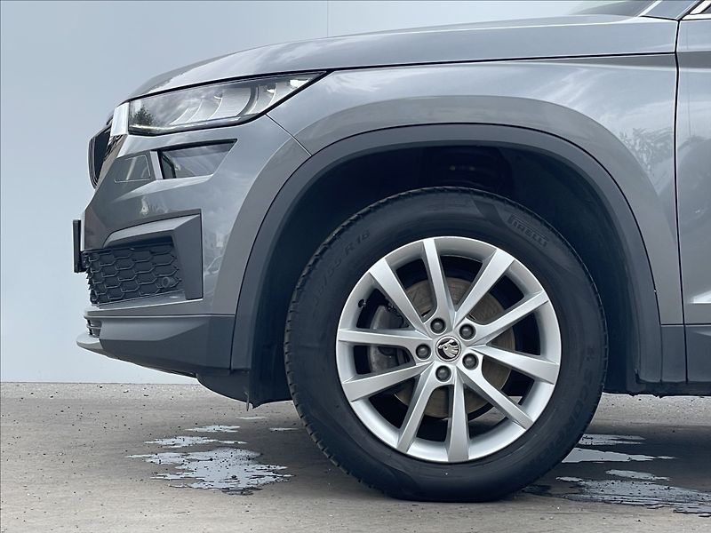 Škoda Kodiaq 2,0 TDI DSG Style NAVI+ACC - fotka 19 z 23