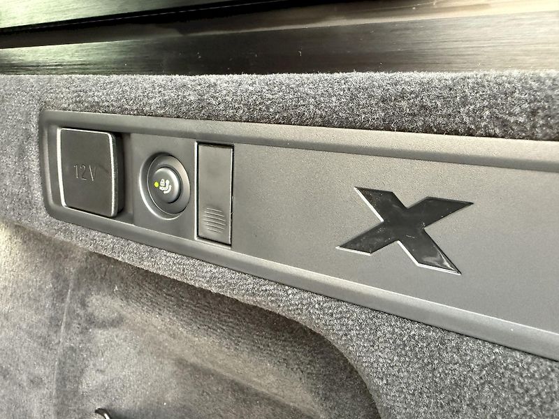 BMW X5 xDrive40d M-PRO Individ. Gar.+ - fotka 40 z 48