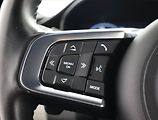 Jaguar E-Pace (2019) P300 AWD - náhled 18