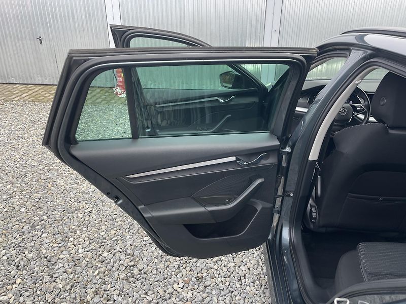 Škoda Octavia 2.0TDi 115PS LED VIRT NAVI DPH - fotka 114 z 189