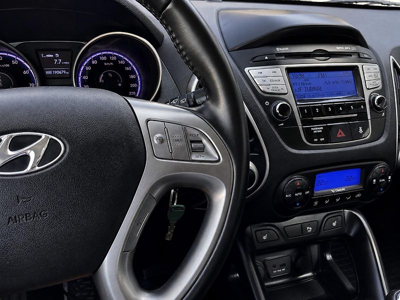 Hyundai ix35 (2012) 1.6 GDI - 1.majitel ČR - fotka 13 z 18