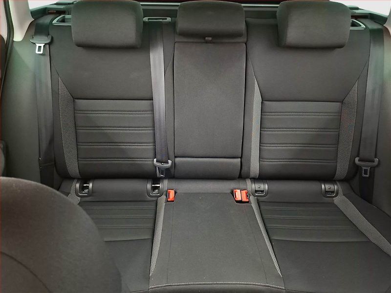 Škoda Octavia (2019) Ambition 1.6 TDI, ČR,1.maj - fotka 10 z 19
