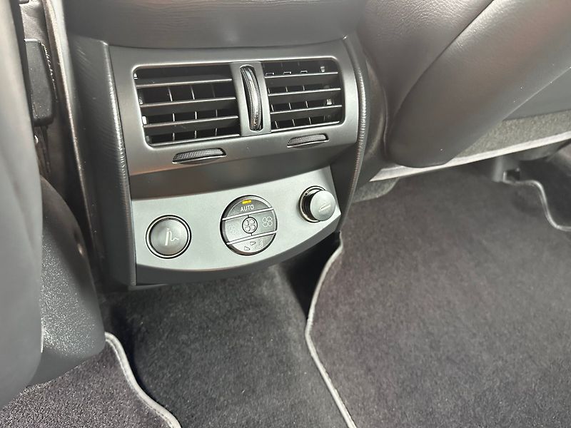 Citroën C6 (2009) 3.0Hdi 177kw - fotka 14 z 25