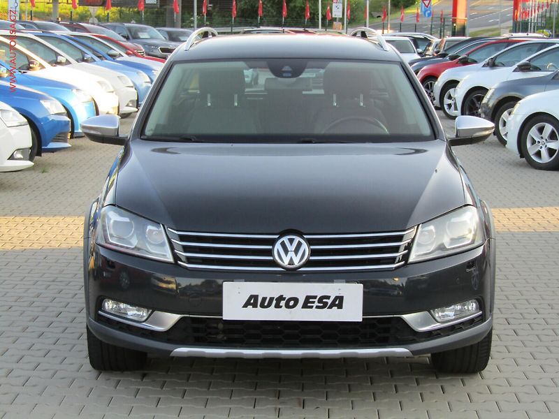 Volkswagen Passat (2014) 2.0 TDi 4x4, Alltrack, DSG - fotka 2 z 21