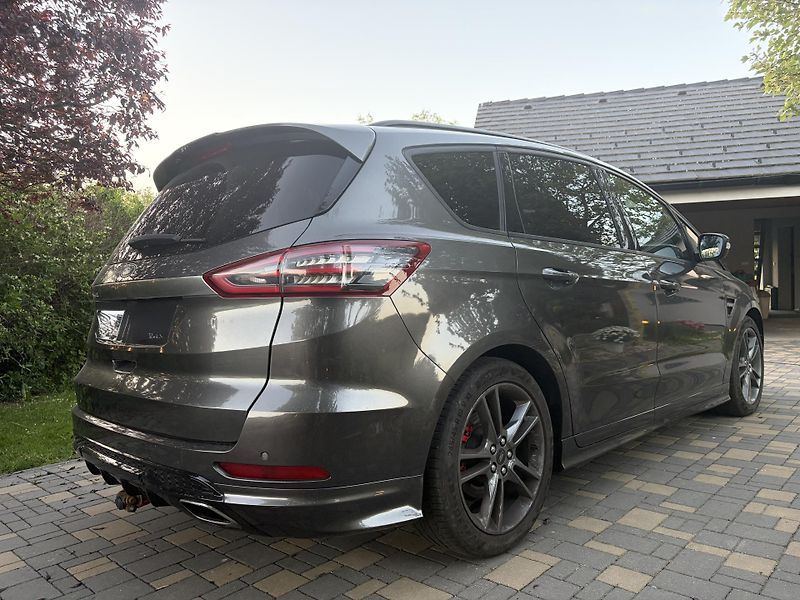 Ford S-MAX (2020) ST-line  - fotka 6 z 18
