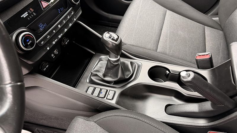 Hyundai Tucson (2020) 1.6 CRDI 4X4, ČR,2 MAJITEL - fotka 32 z 35