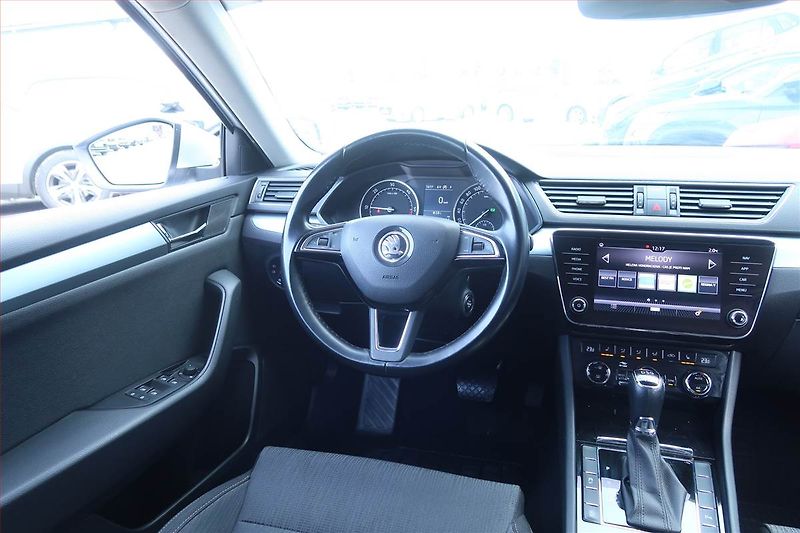 Škoda Superb (2018) 2.0 TDI, 4X4, Automat, Navi - fotka 7 z 24