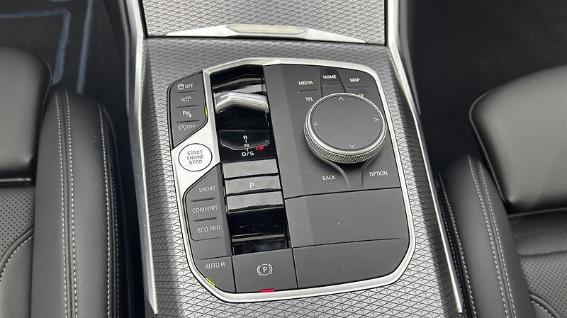 BMW Řada 3 M340xi ČR DPH 1.majitel - fotka 19 z 23