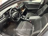 Škoda Superb (2015) 2.0tdi, ČR, AT, navi, bixen - náhled 2