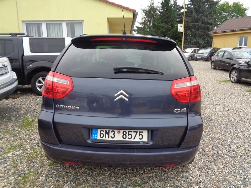 Citroën C4 Picasso 1,7 i 16V - fotka 6 z 15