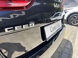 Kia Ceed SW (2025) TOP Tech+Bus 