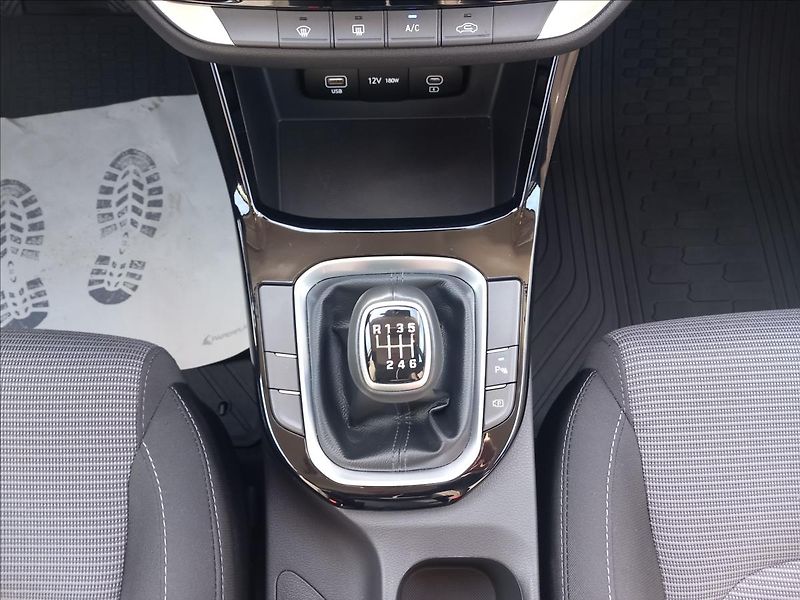 Hyundai i30 1,0 T-GDI MT SMART - fotka 11 z 20